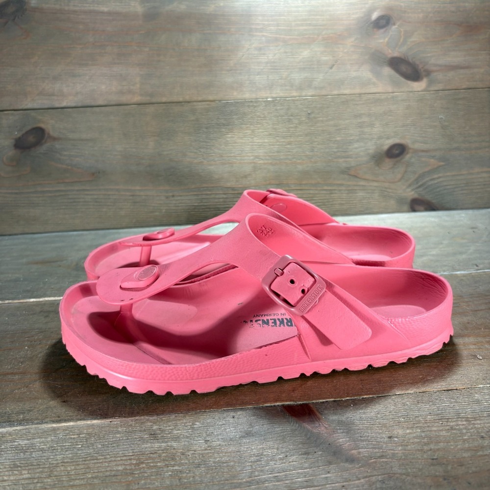 Birkenstock Gizeh EVA Womens size 6 shoes Pink Waterproof Slip On Thong sandals